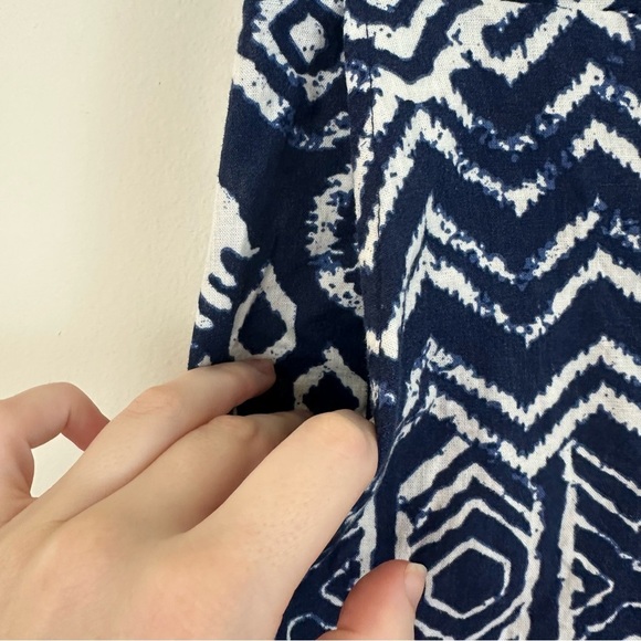 Haute Hippie | Blue and White Geometric Pull On Pants Size XS - Picture 3 of 5
